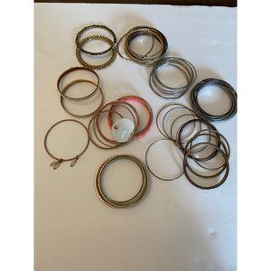 Huge lot of bangle bracelets Silver Gold Pink Green Mother-of-Pearl more